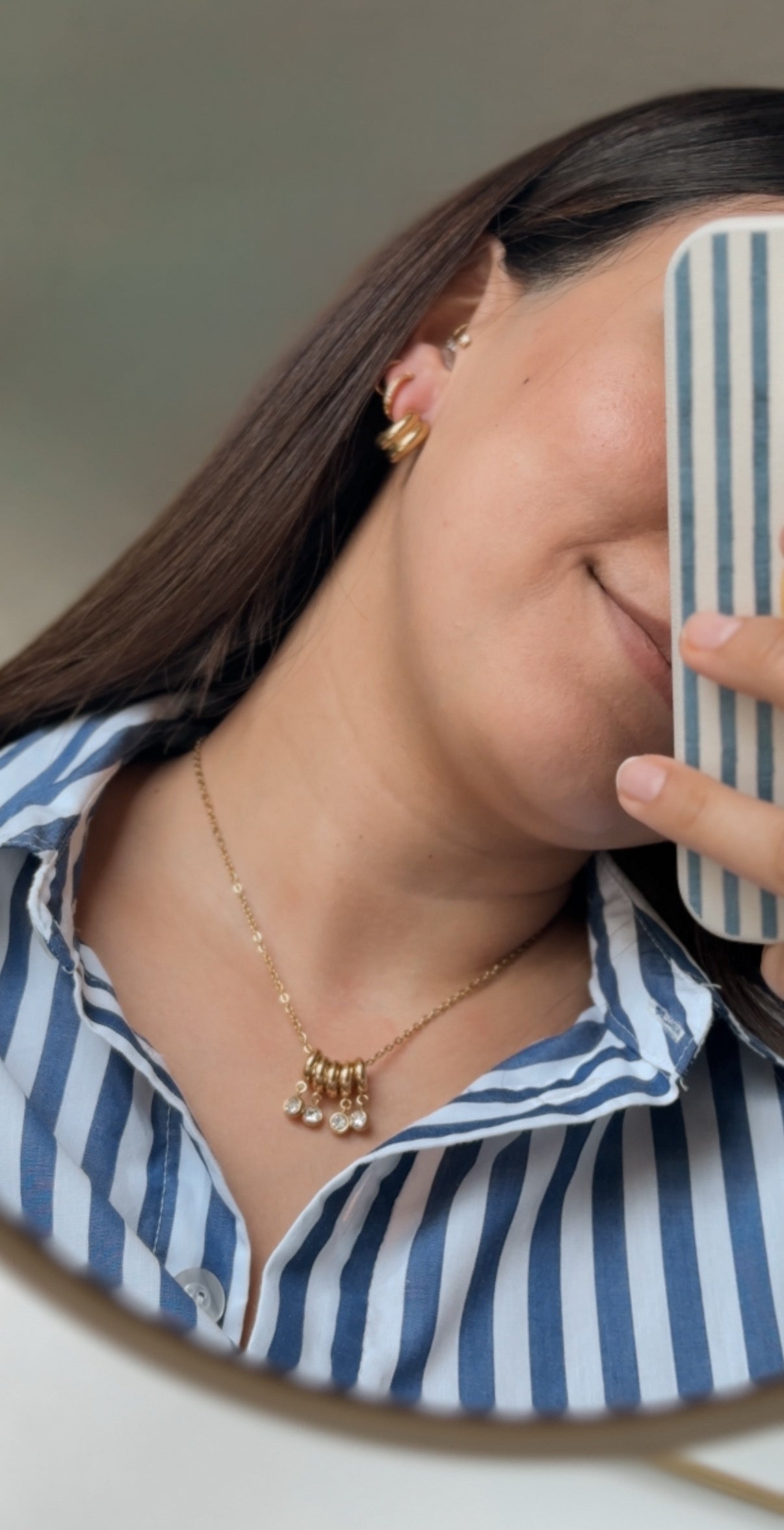 Lily Necklace