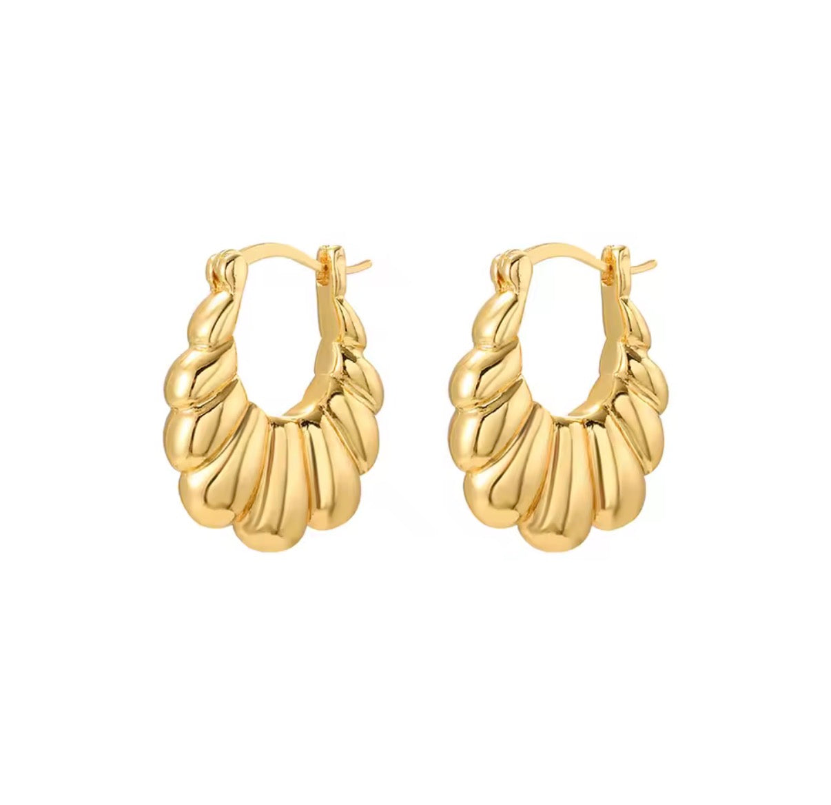 Chelsie Hoops