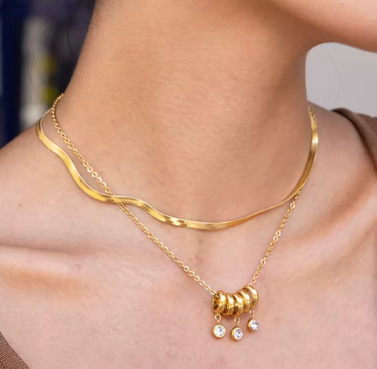 Lily Necklace