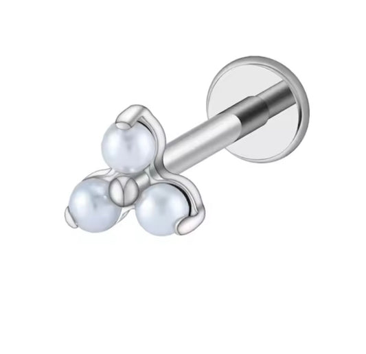 Triple Pearl Stud