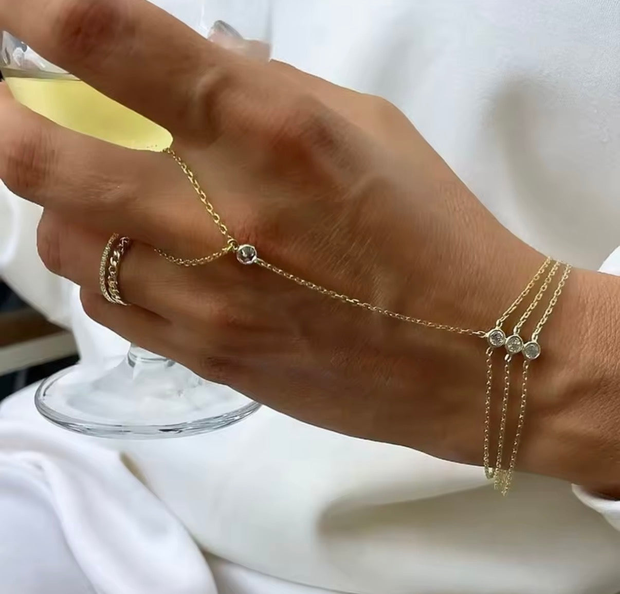 Victoria Hand Chain