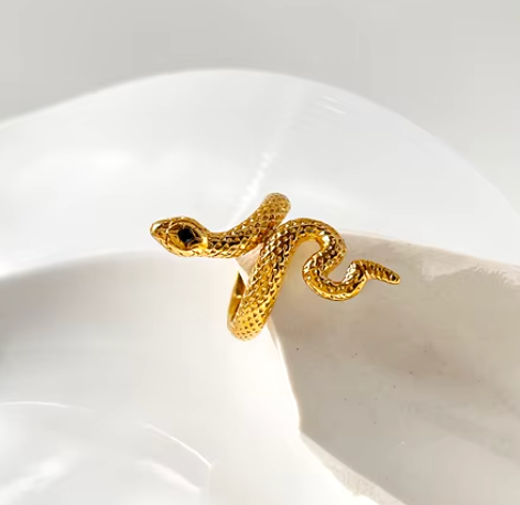 Black Stone Snake Ring