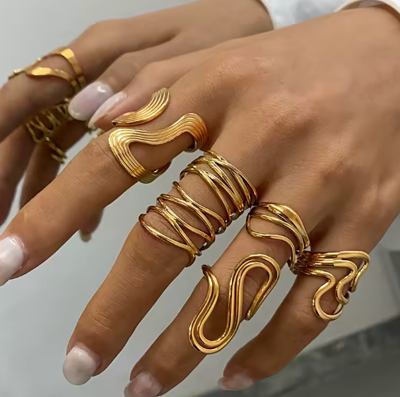 Wavy Ring