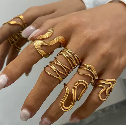 Wavy Ring