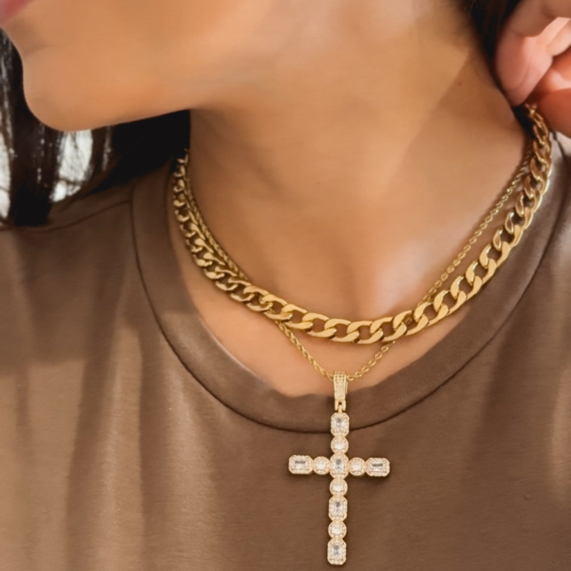 Aime Necklace