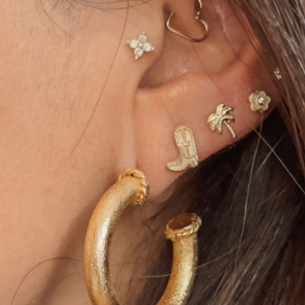 Palm Tree Stud