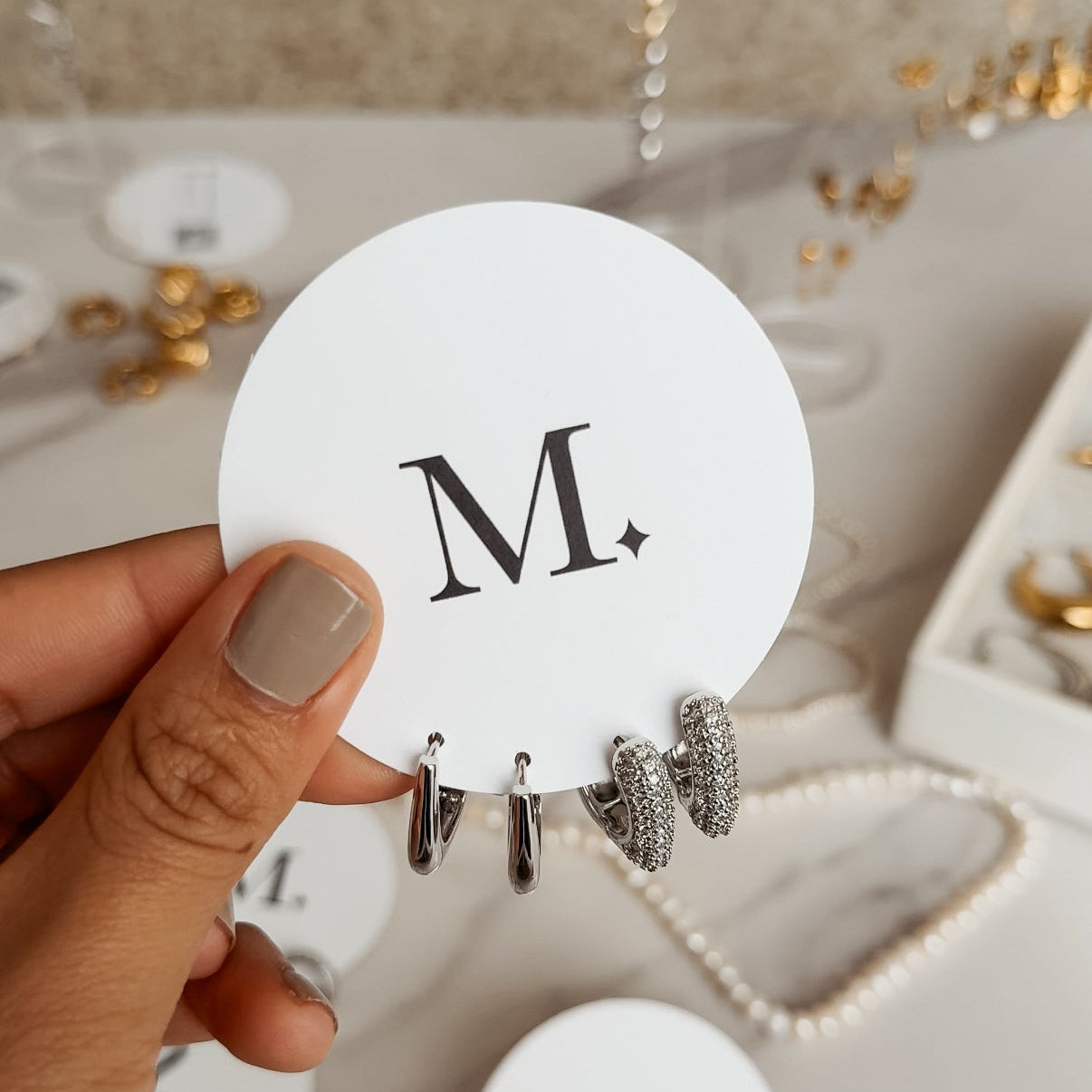 Minimalist Hoop Set