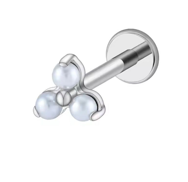 Triple Pearl Stud
