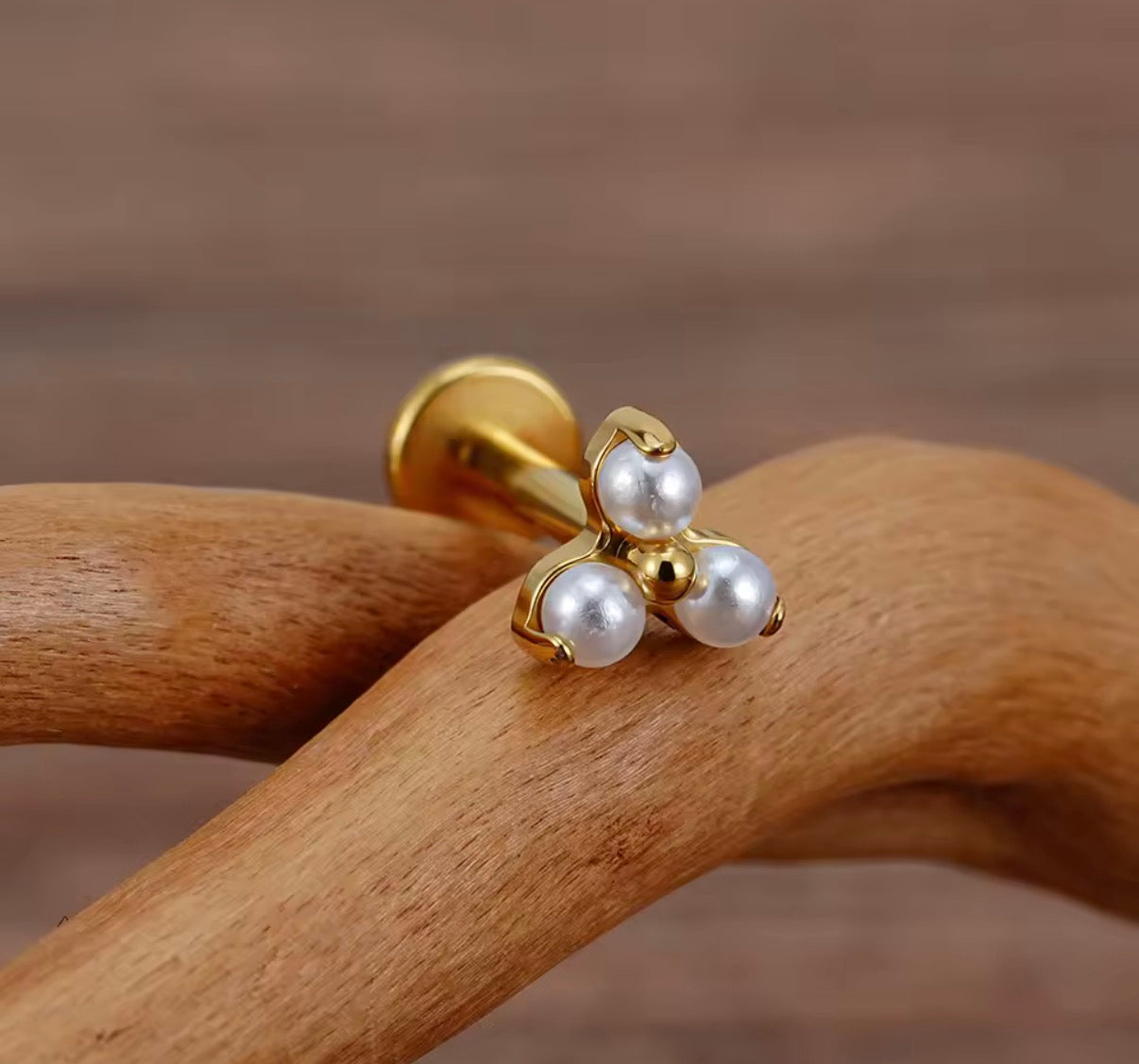 Triple Pearl Stud