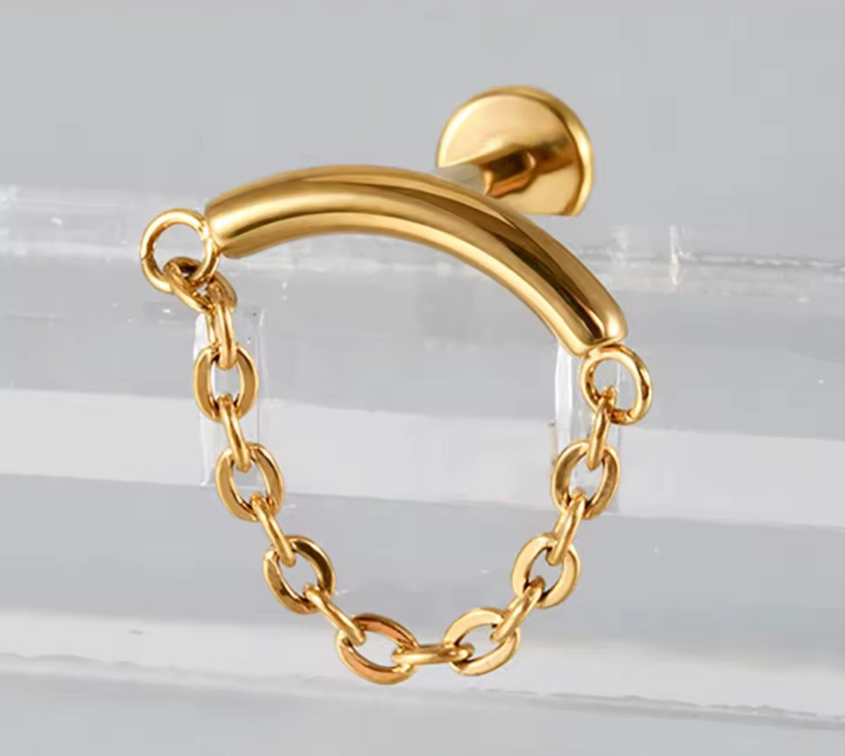 Curved Chain Stud
