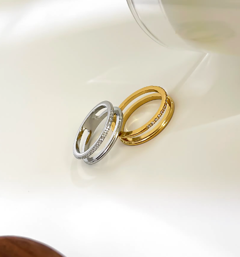 Double Design Ring