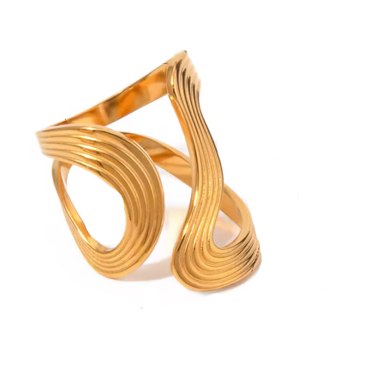 Wavy Ring